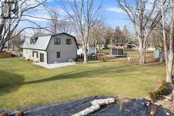 942 ERIE AVENUE | Kingsville Ontario | Slide Image Twenty-one