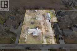 942 ERIE AVENUE | Kingsville Ontario | Slide Image Two