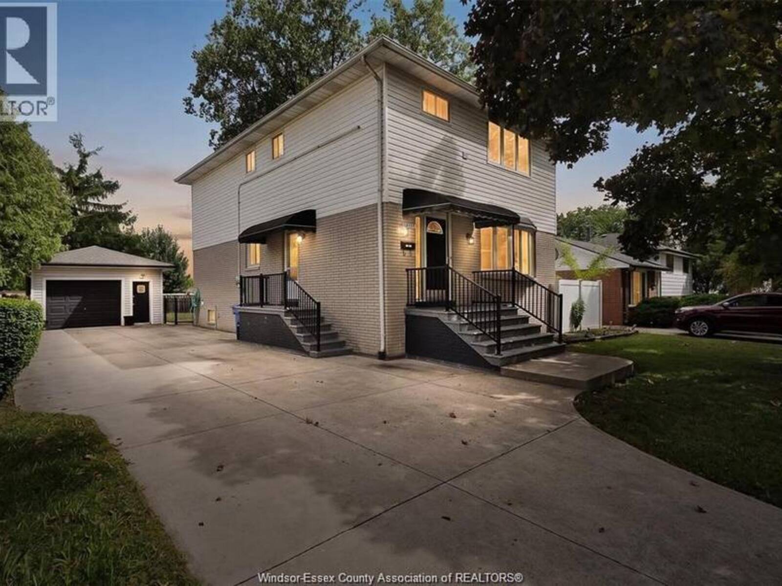 3138 HARTLEY DRIVE, Windsor, Ontario N8T 1Z2