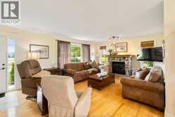 1642 Road 2 West | Kingsville Ontario | Slide Image Eight