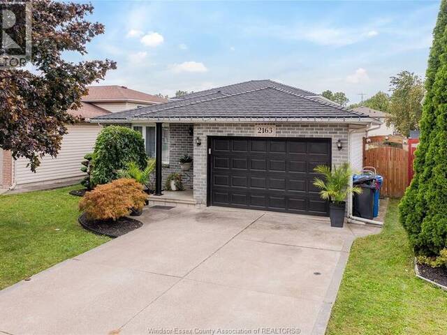 2163 CURRY Windsor Ontario, N9B 3X5 - 3 Bedrooms Home For Sale