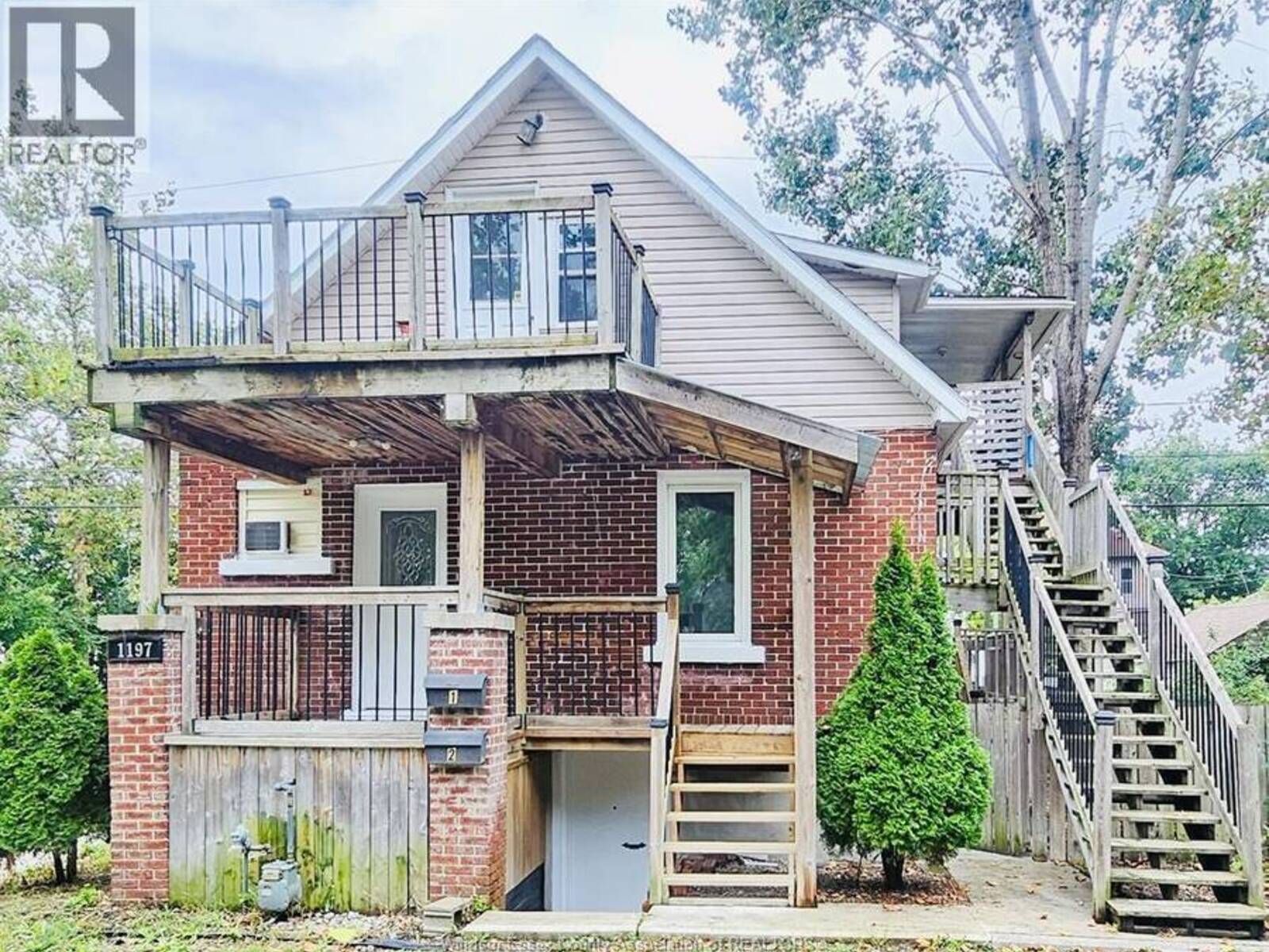 1197 ALBERT, Windsor, Ontario N8Y 3P5