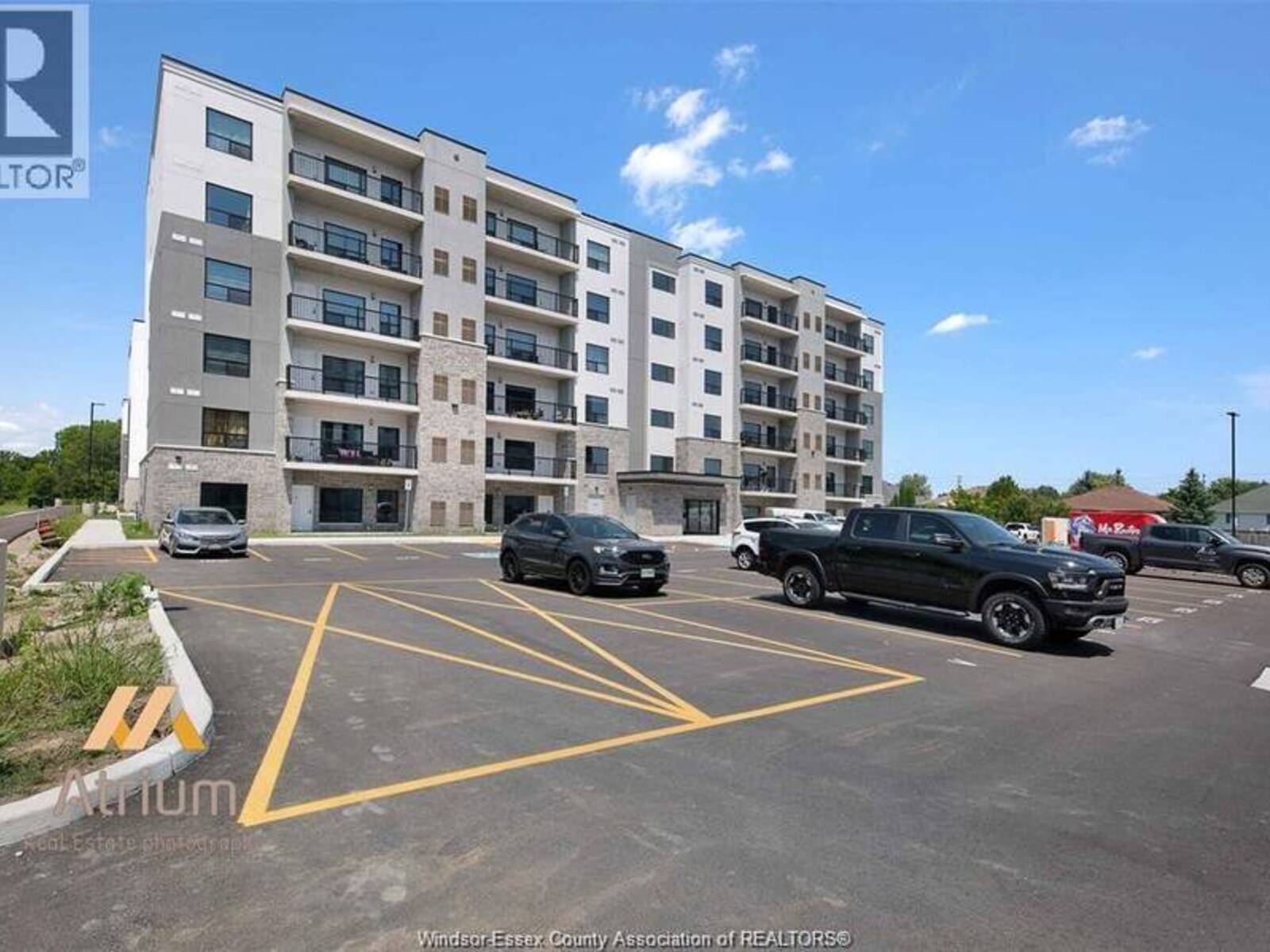 3290 STELLA Unit# 108, Windsor, Ontario N8T 0B6