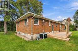4045 DOUGALL AVENUE | Windsor Ontario | Slide Image Thirty-two