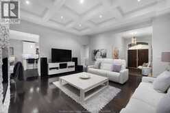 2216 ROXBOROUGH | Windsor Ontario | Slide Image Seventeen