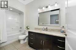 2216 ROXBOROUGH | Windsor Ontario | Slide Image Thirty-one