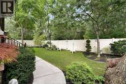 2216 ROXBOROUGH | Windsor Ontario | Slide Image Eight