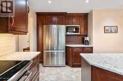 234 Essex Rd 18 | Leamington Ontario | Slide Image Thirteen