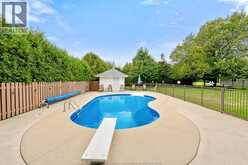 234 Essex Rd 18 | Leamington Ontario | Slide Image Thirty-eight