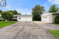 234 Essex Rd 18 | Leamington Ontario | Slide Image Four