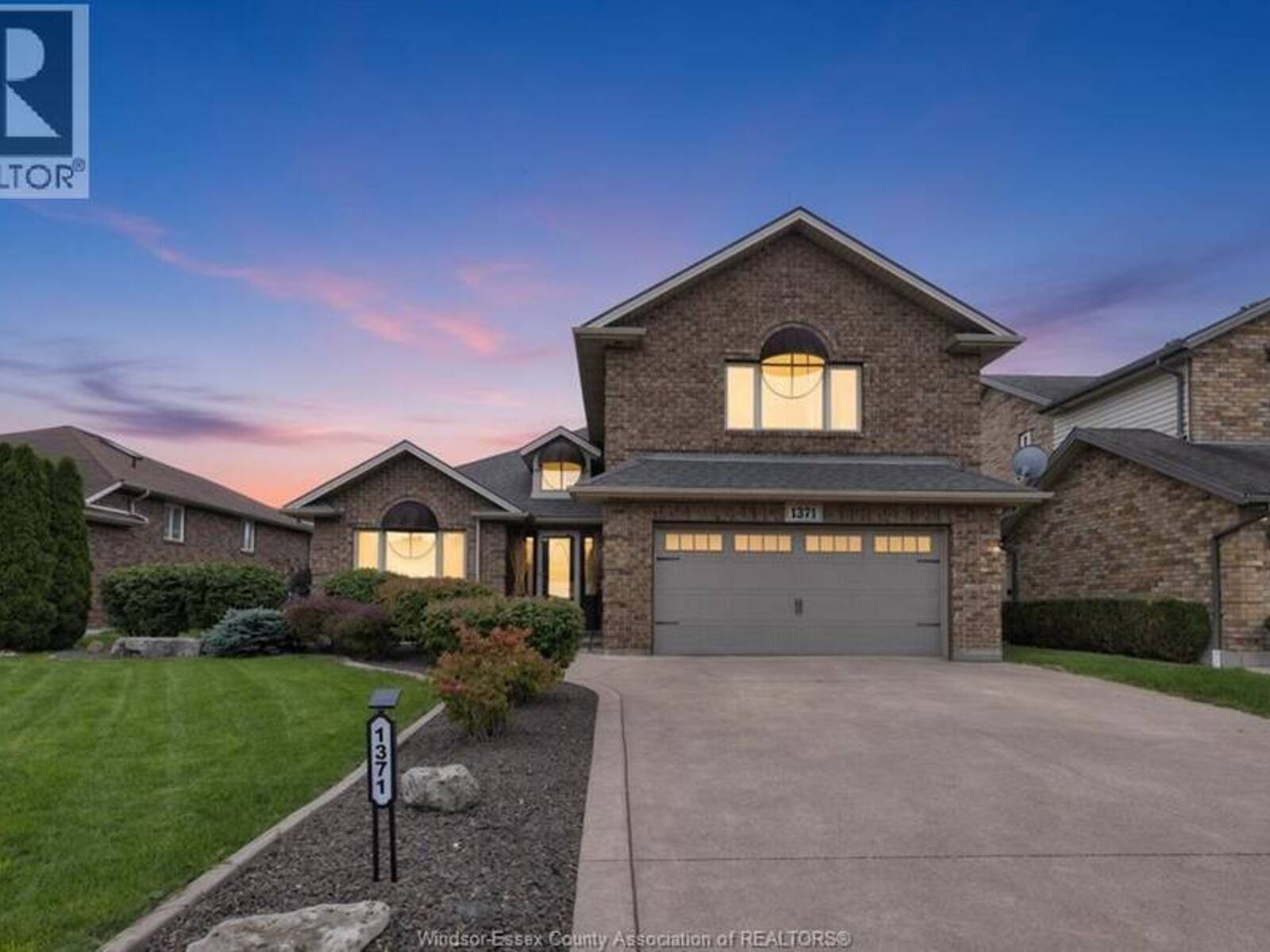 1371 MATTHEW CRESCENT, Lakeshore, Ontario N0R 1A0