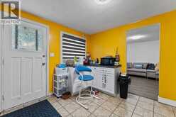 10358 SHENANDOAH | Windsor Ontario | Slide Image Eight