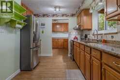 9880 ASGARD ROAD | Windsor Ontario | Slide Image Ten