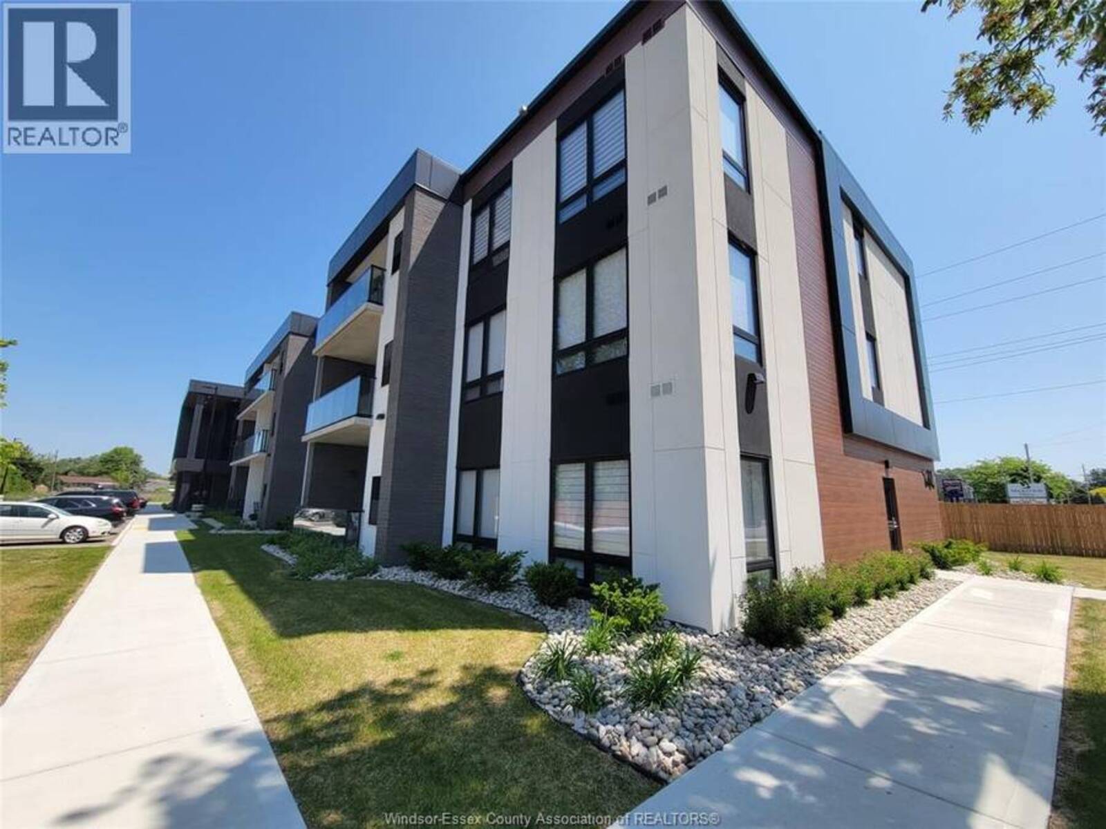140 MAIN STREET East Unit# 304, Kingsville, Ontario N9Y 1A6