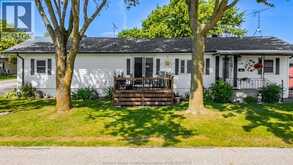 110 BROOKS BOULEVARD | Windsor Ontario | Slide Image Two