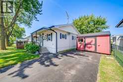 110 BROOKS BOULEVARD | Windsor Ontario | Slide Image Three