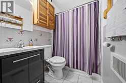 2540 CHANDLER | Windsor Ontario | Slide Image Nineteen