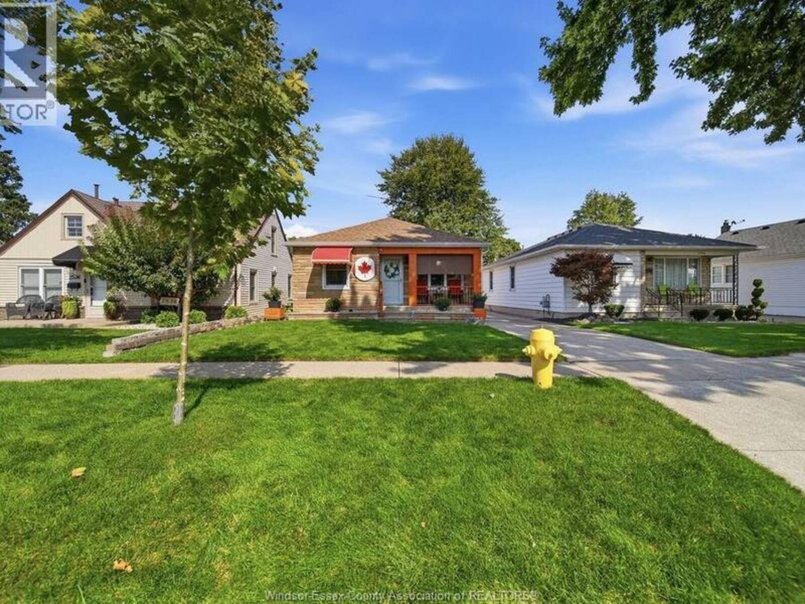 2540 CHANDLER, Windsor, Ontario N8W 4B1