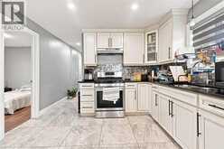 3457 WALKER ROAD | Windsor Ontario | Slide Image Nine