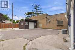 3453 WALKER ROAD | Windsor Ontario | Slide Image Seventeen