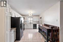 6 REYNOLDS COURT | Amherstburg Ontario | Slide Image Nine