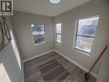 3587 BLOOMFIELD | Windsor Ontario | Slide Image Eight