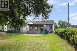 3672 Girardot | Windsor Ontario | Slide Image Sixteen