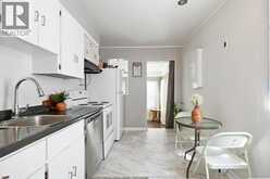 3672 Girardot | Windsor Ontario | Slide Image Nine