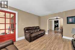 1174 PARENT AVE | Windsor Ontario | Slide Image Six