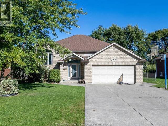 2520 LE BOEUF Tecumseh Ontario, N8N 5E3 - 6 Bedrooms Home For Sale