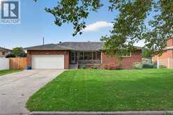 1565 Roxborough | Windsor Ontario | Slide Image One