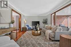 1565 Roxborough | Windsor Ontario | Slide Image Eight