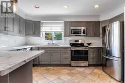 3 Fischer CRESCENT | Leamington Ontario | Slide Image Ten