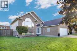 237 WOODVIEW DRIVE | Essex Ontario | Slide Image Four