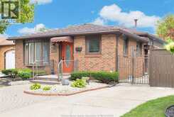 3981 WHITNEY | Windsor Ontario | Slide Image Eleven
