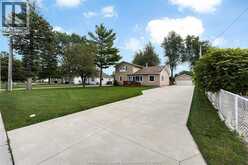 288 NOTRE DAME STREET | Lakeshore Ontario | Slide Image Four