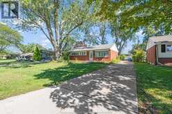 3660 ROXBOROUGH | Windsor Ontario | Slide Image Two