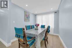 3660 ROXBOROUGH | Windsor Ontario | Slide Image Eight