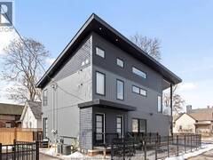 687 ASSUMPTION STREET Windsor Ontario, N9A 3B5
