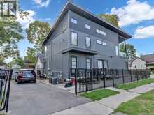 687 ASSUMPTION STREET | Windsor Ontario | Slide Image Thirty