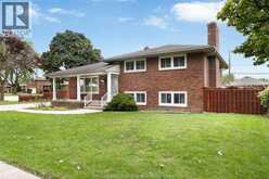 1599 PARTINGTON AVENUE | Windsor Ontario | Slide Image Five