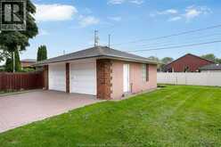 1599 PARTINGTON AVENUE | Windsor Ontario | Slide Image Nine