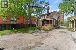 3185 DONNELLY | Windsor Ontario | Slide Image Thirty-seven
