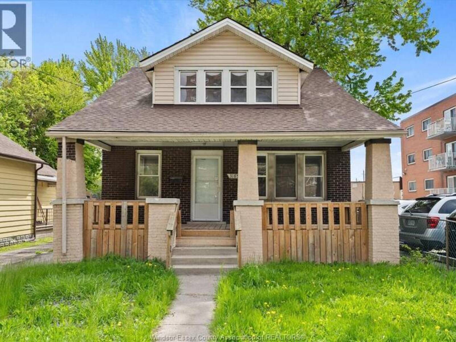 3185 DONNELLY, Windsor, Ontario N9C 1M3