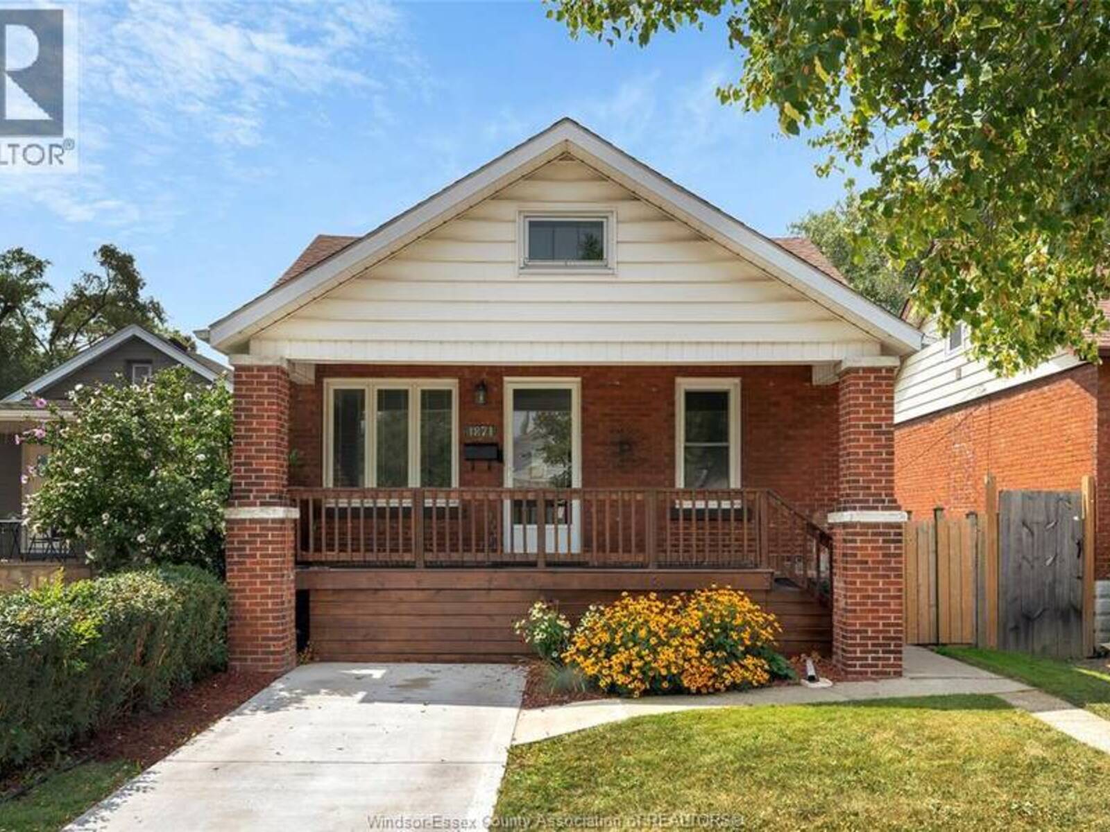 1871 Albert ROAD, Windsor, Ontario N8W 3X1