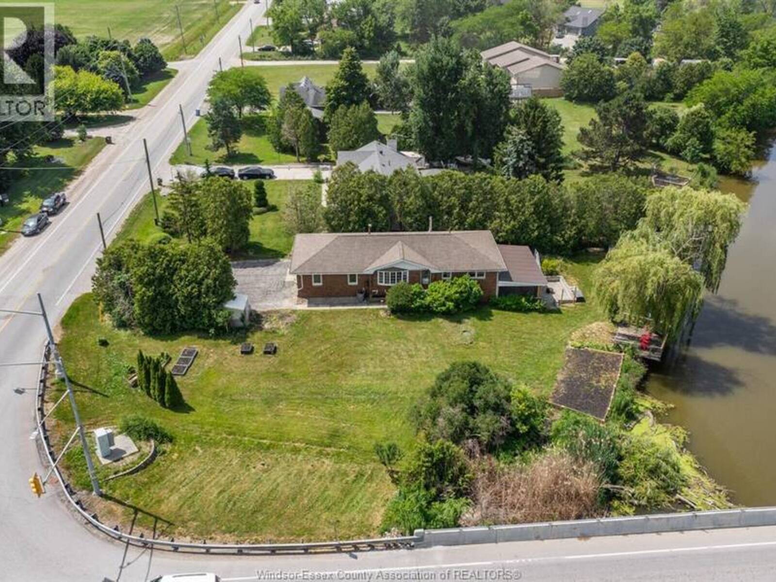 1203 BELLE RIVER ROAD, Belle River, Ontario N8L 1B7