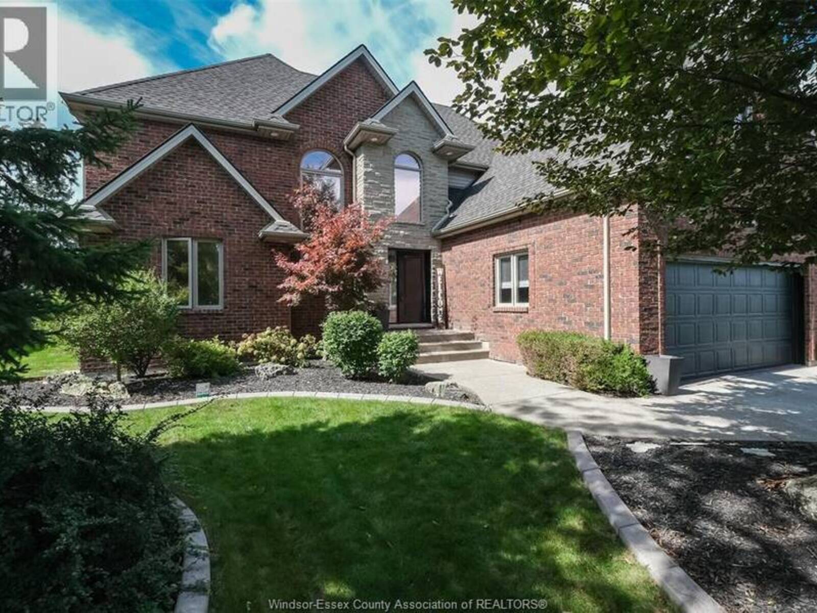 369 PINEHURST DRIVE, Belle River, Ontario N8L 0V8