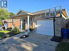 110 GREENFIELD LANE | Chatham Ontario | Slide Image Two