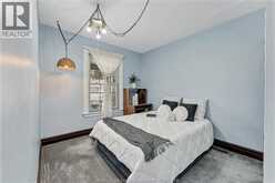 841 PIERRE AVENUE | Windsor Ontario | Slide Image Nine
