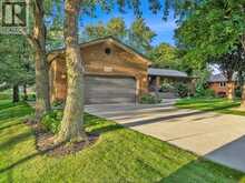 2730 BOUFFARD | LaSalle Ontario | Slide Image Two